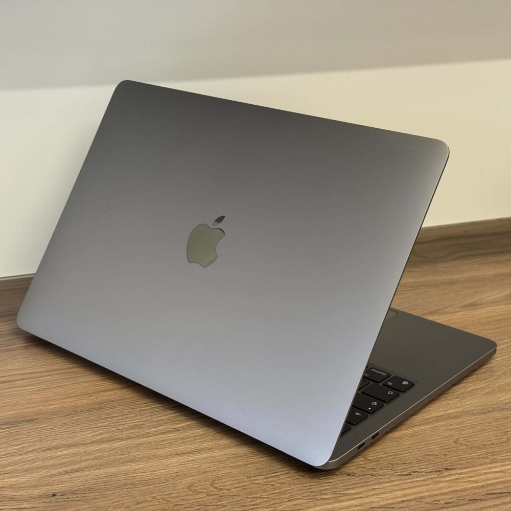 Apple MacBook Pro M1 13.3
