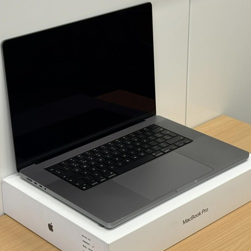 Apple MacBook Pro 2021 16"