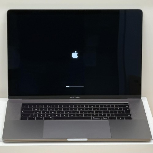 Apple MacBook Pro 15