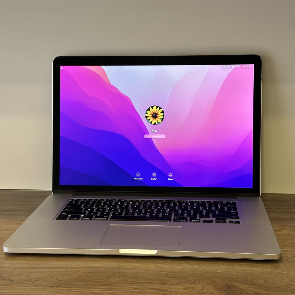 Apple MacBook Pro 15 Apple MacBook Pro 15
