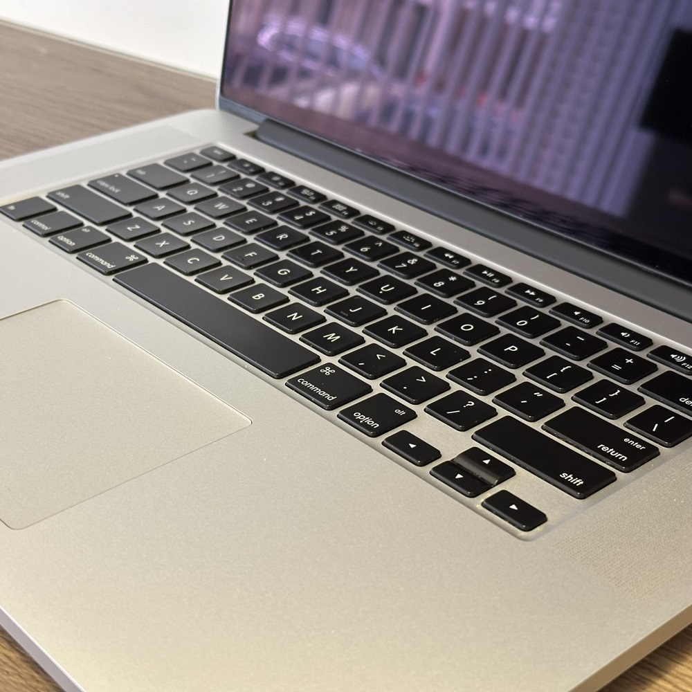 Apple MacBook Pro 15 Apple MacBook Pro 15