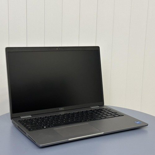 Dell Latitude 5520 Dell Latitude 5520