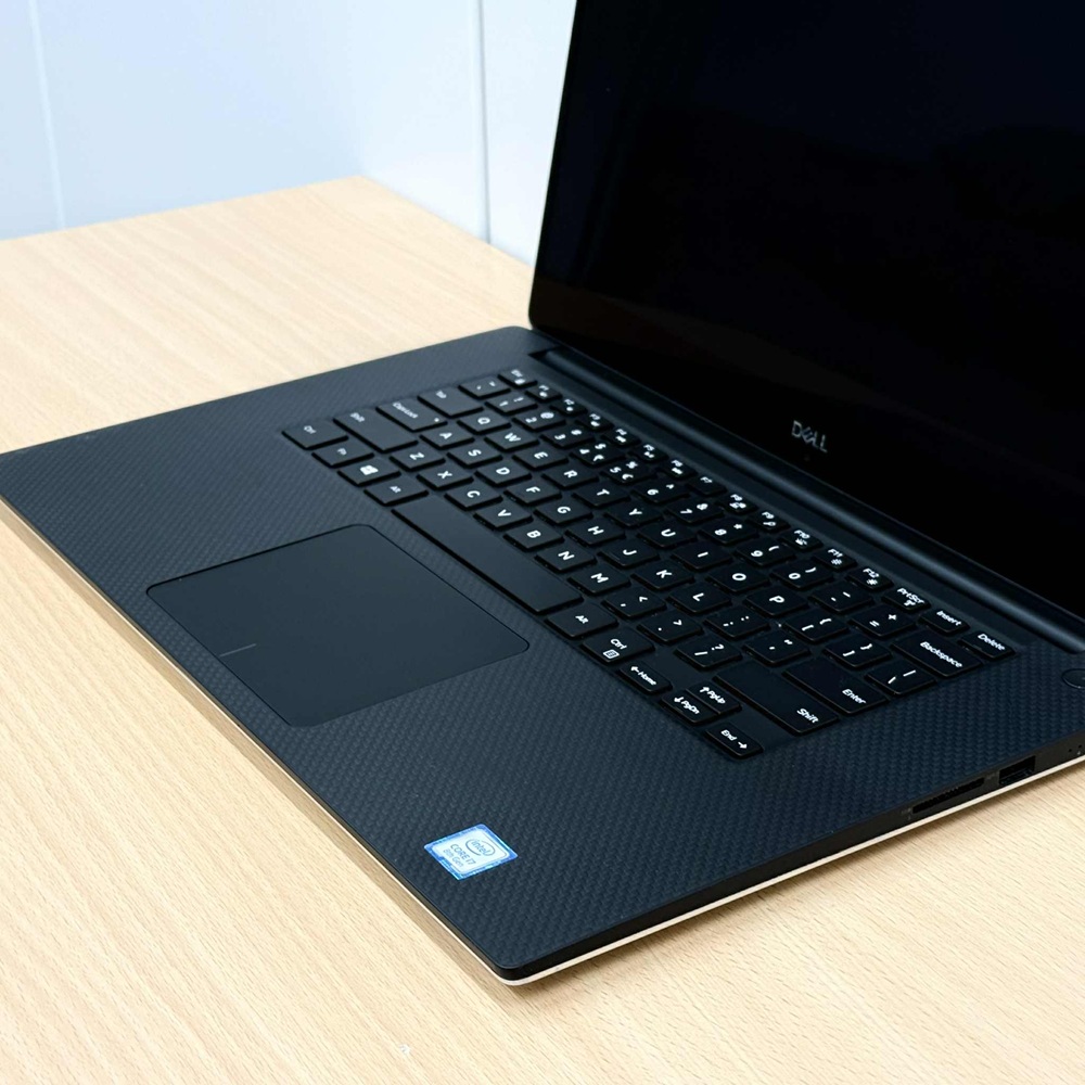Dell Precision 5530 4K Dell Precision 5530 4K