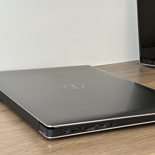 Dell Precision 5530 Dell Precision 5530