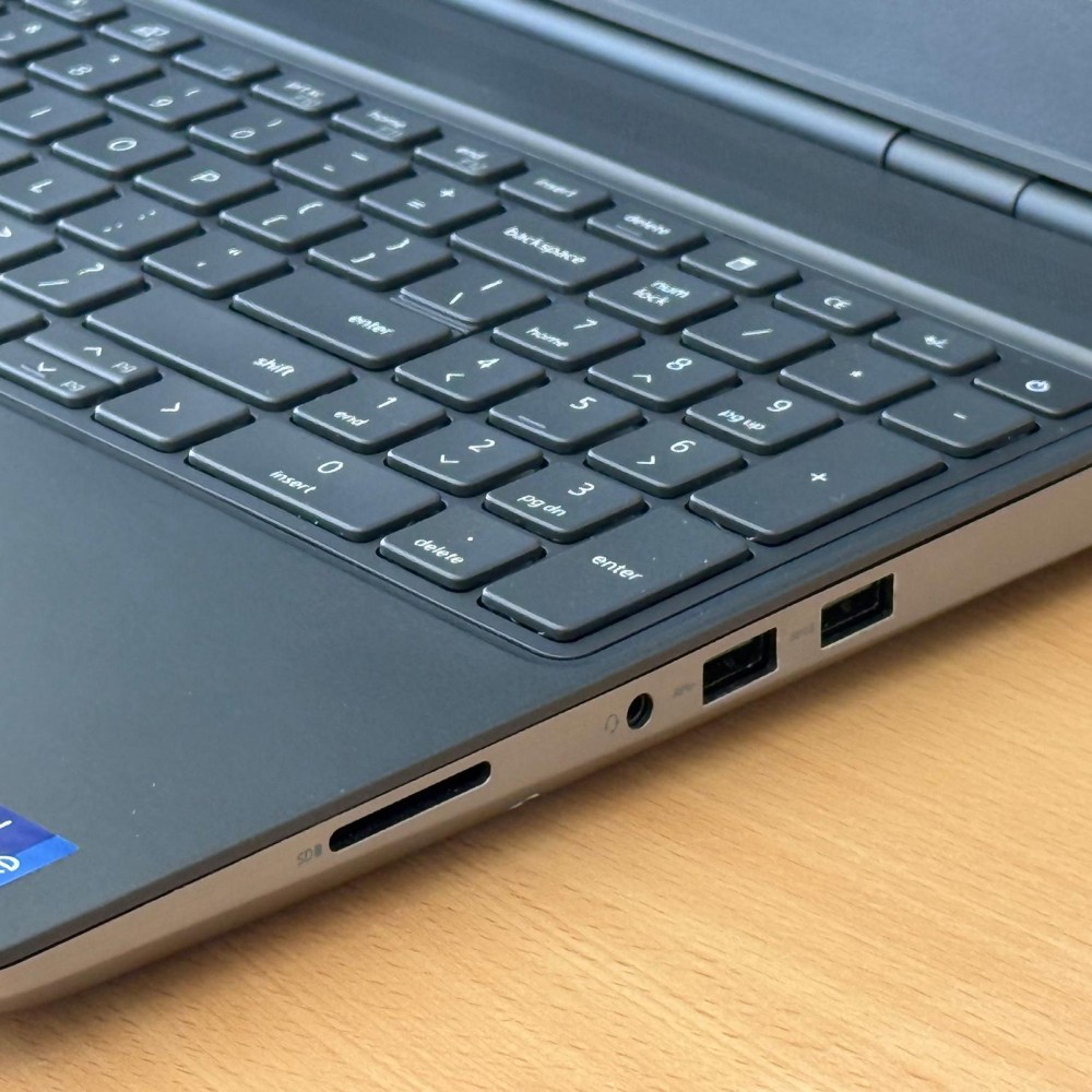 Dell Precision 7560
