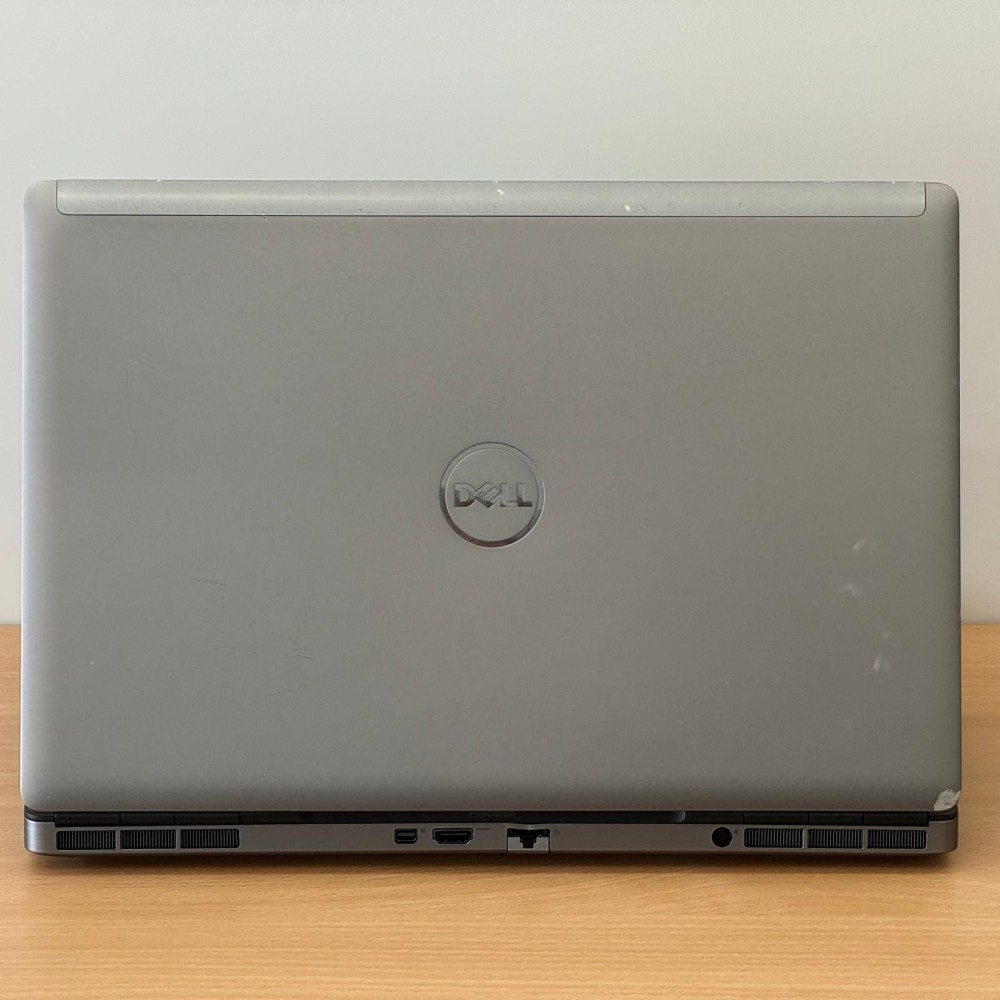 Dell Precision 7560