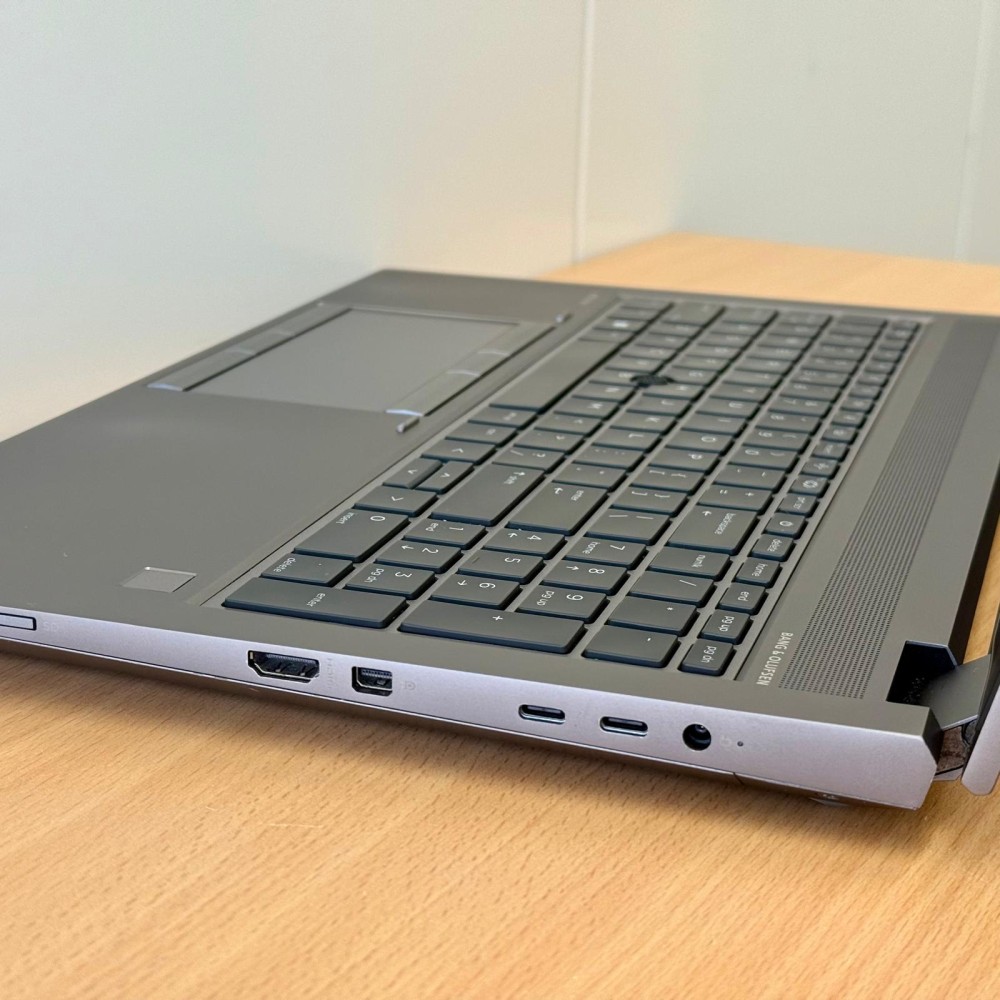 HP Zbook Fury 15 G8