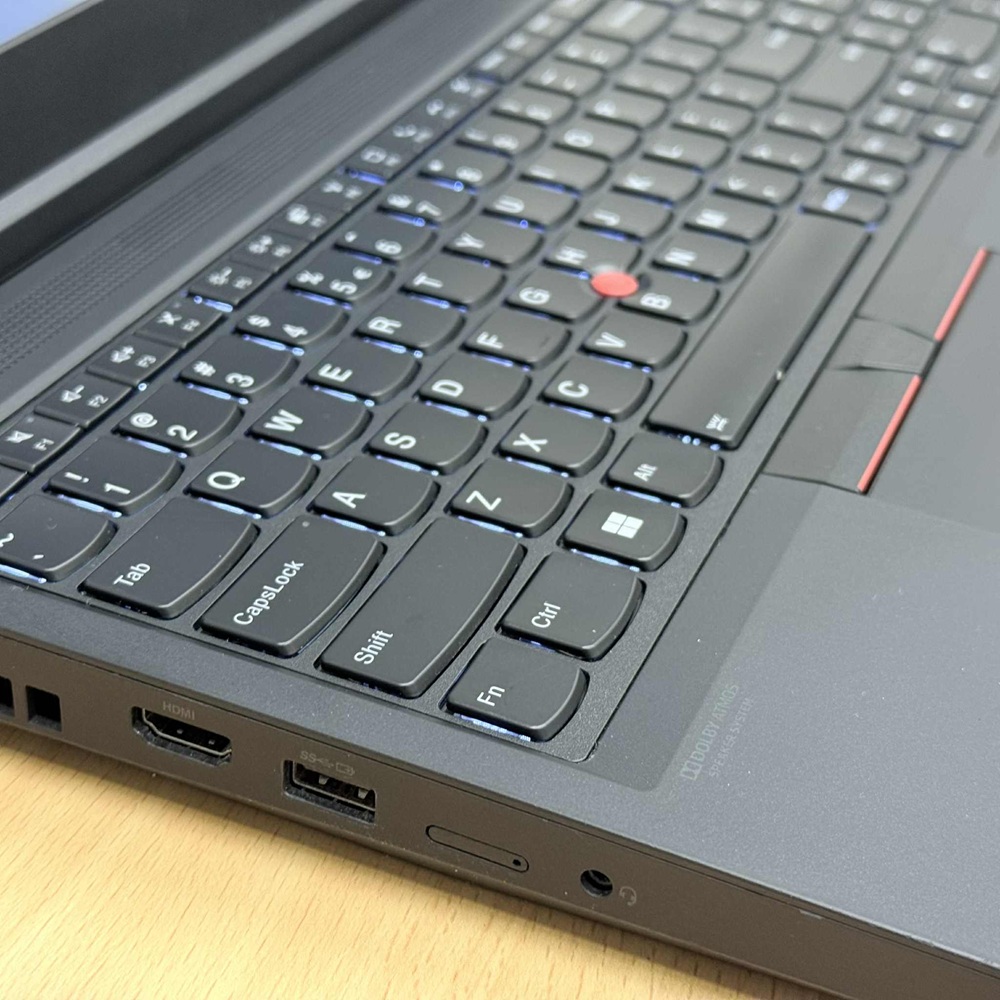 Lenovo ThinkPad P15g Lenovo ThinkPad P15g