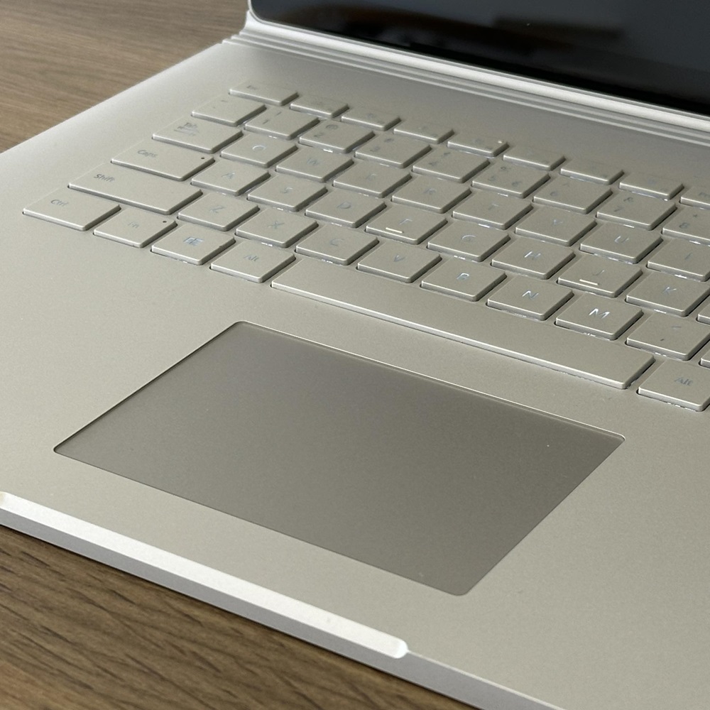 Microsoft Surface Book 2 15" Microsoft Surface Book 2 15"