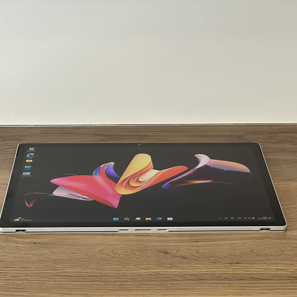 Microsoft Surface Book 2 15" Microsoft Surface Book 2 15"