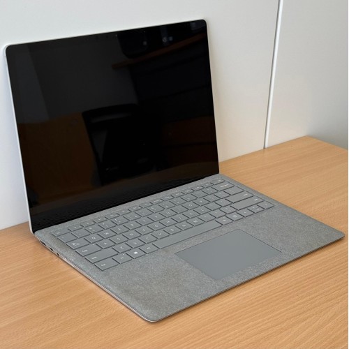 Microsoft Surface Laptop 2