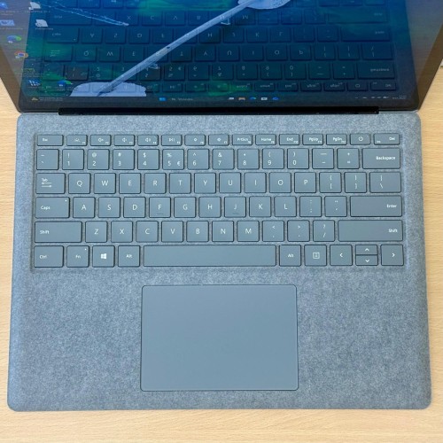 Microsoft Surface Laptop 4